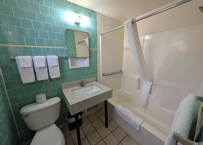 Inn Economy Safford