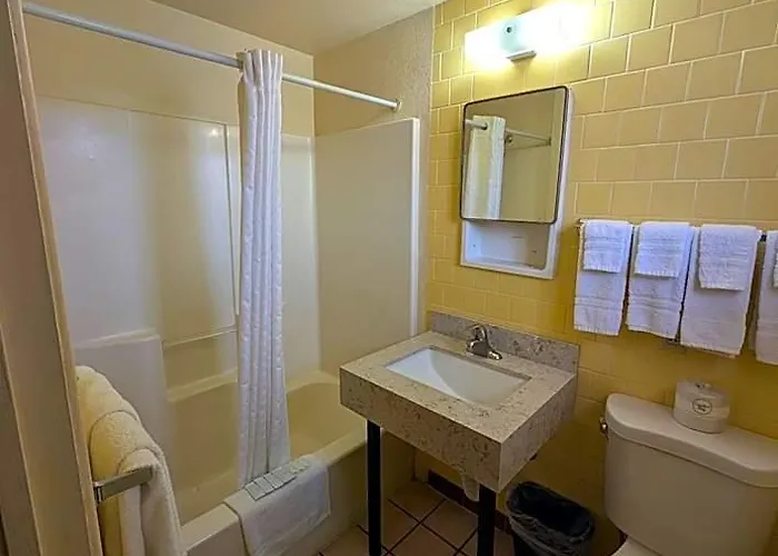 Economy Inn